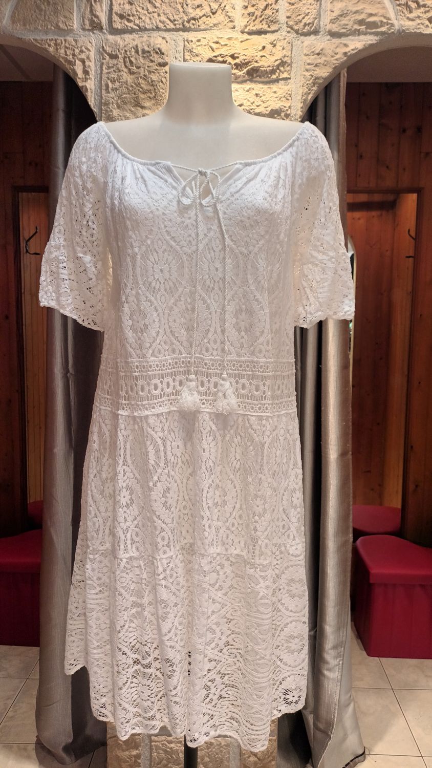 Robe bohème en dentelle blanc