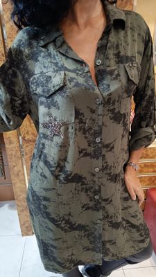 Chemise longue imprimé kaki