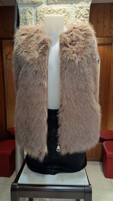 Gilet fourrure taupe 
