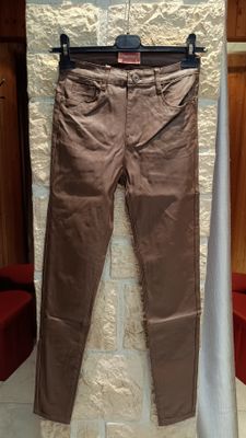 Pantalon simili cuir taupe 