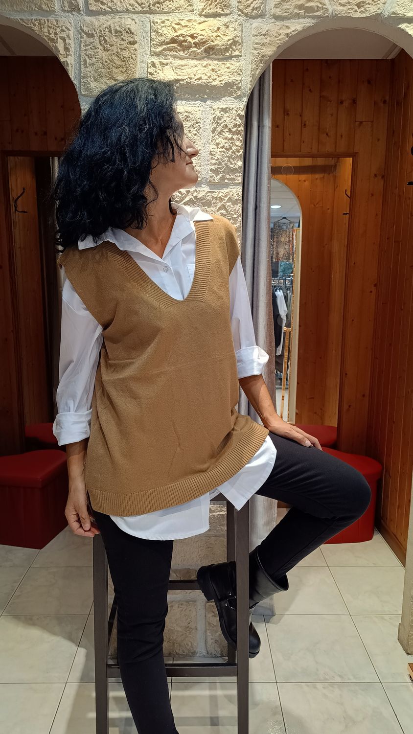 Pull tricot sans manches camel