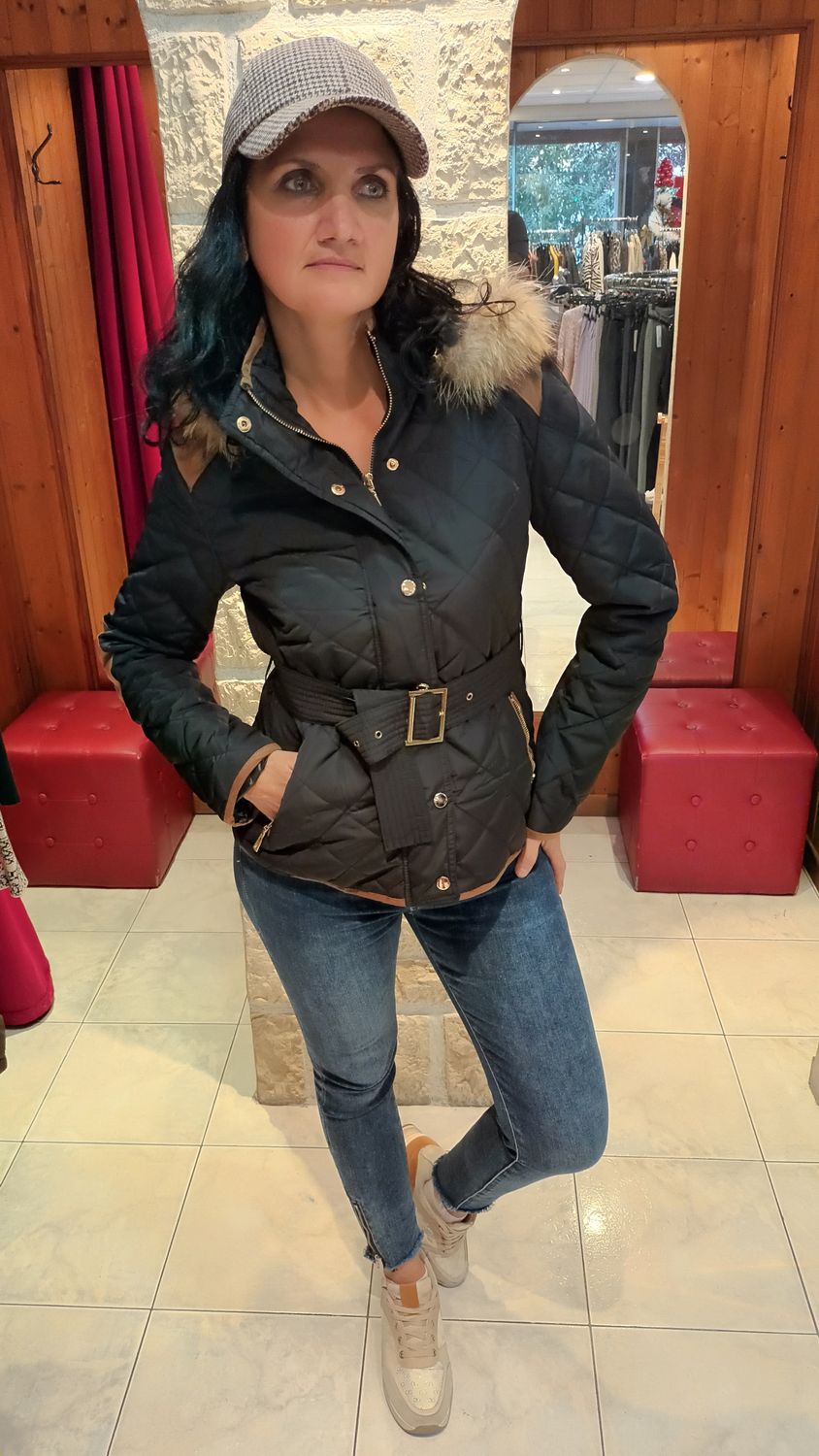 Veste matelassée capuche noir
