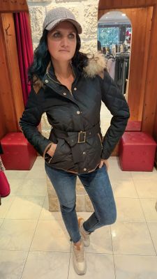 Veste matelassée capuche noir