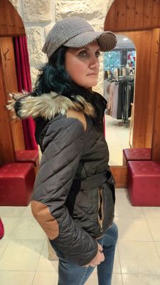 Veste matelassée capuche noir