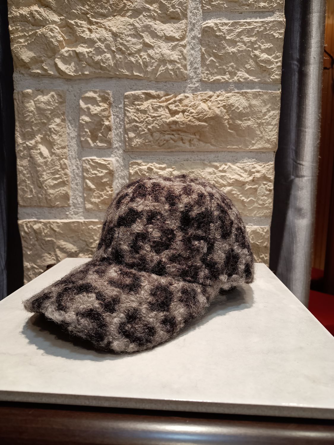 Casquette bouclette gris