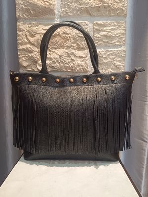 Sac à main clous et franges noir
