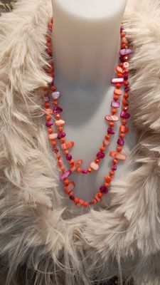 Collier pierres nacrées corail