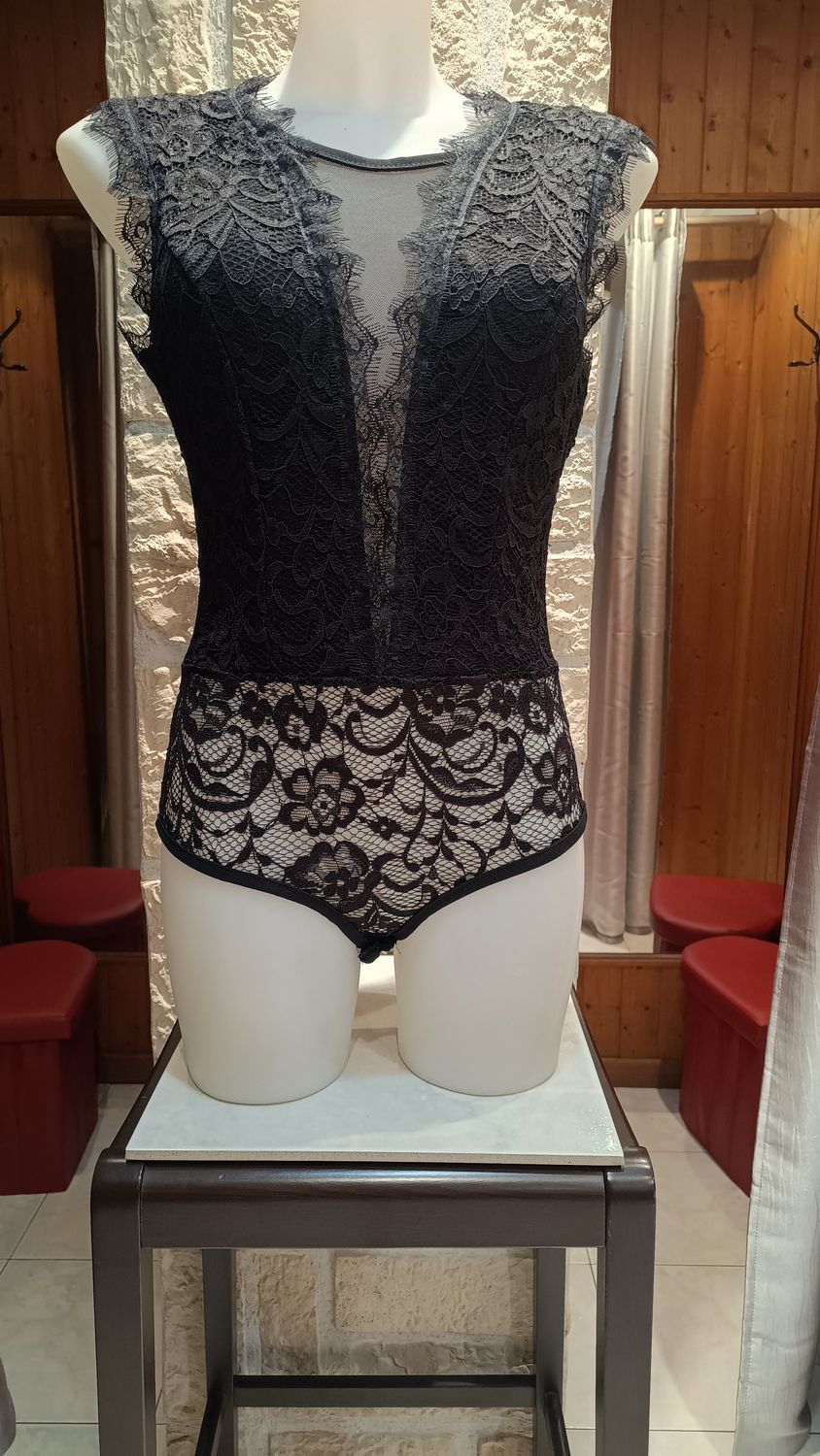 Body dentelle dos nu noir