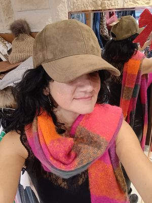 Casquette en suédine kaki
