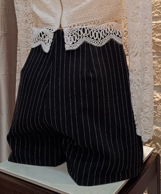 Jupe short à rayures
