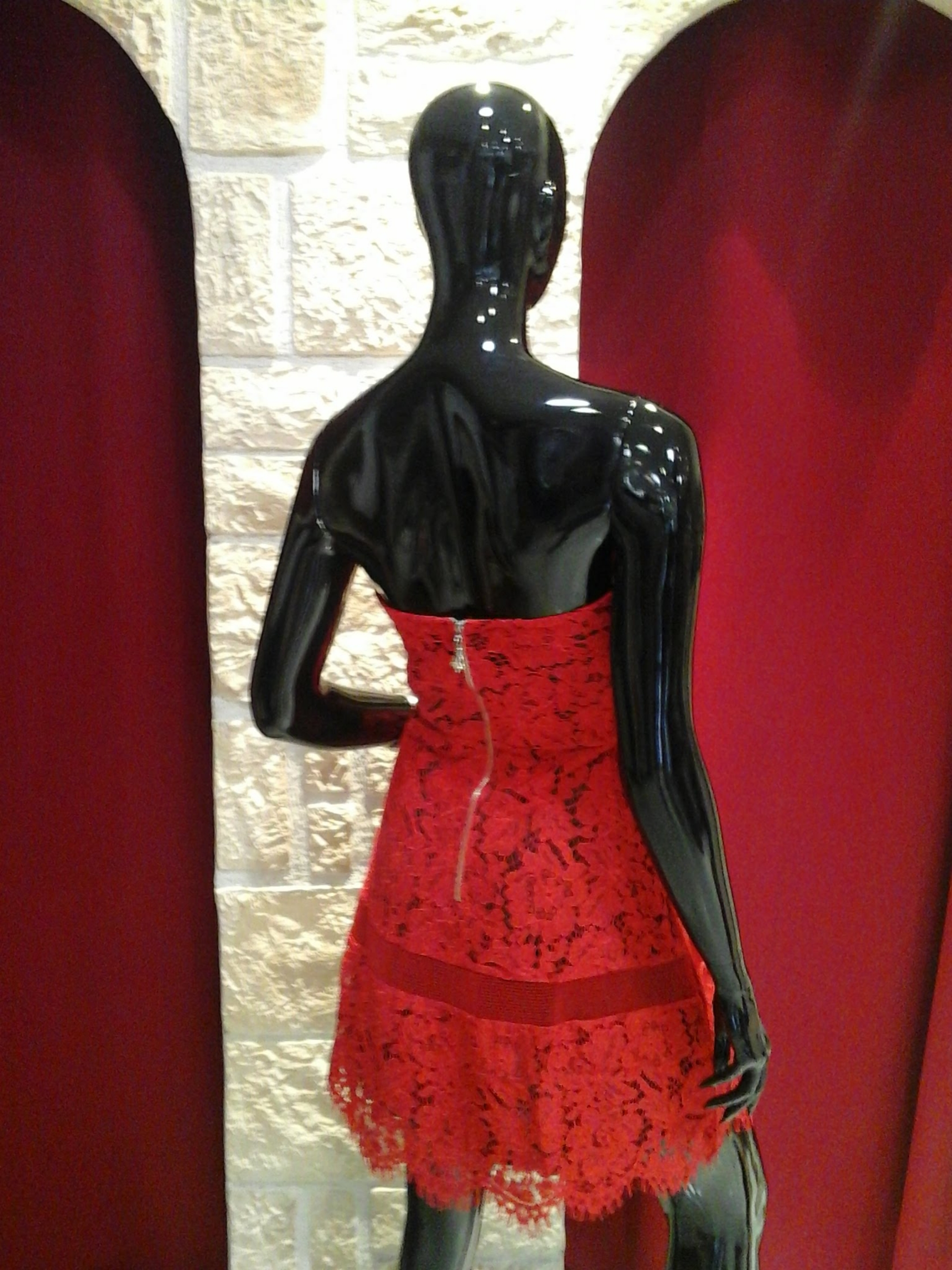 Robe bustier dentelle rouge