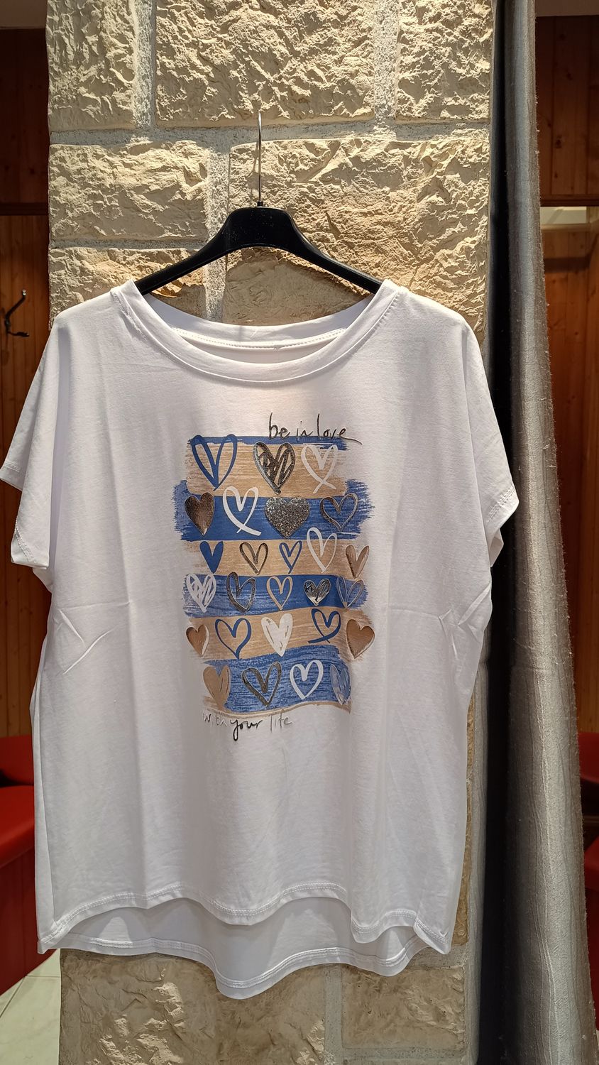 T-shirt Petits coeurs bleu ciel 