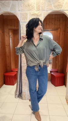 Chemise satinée kaki