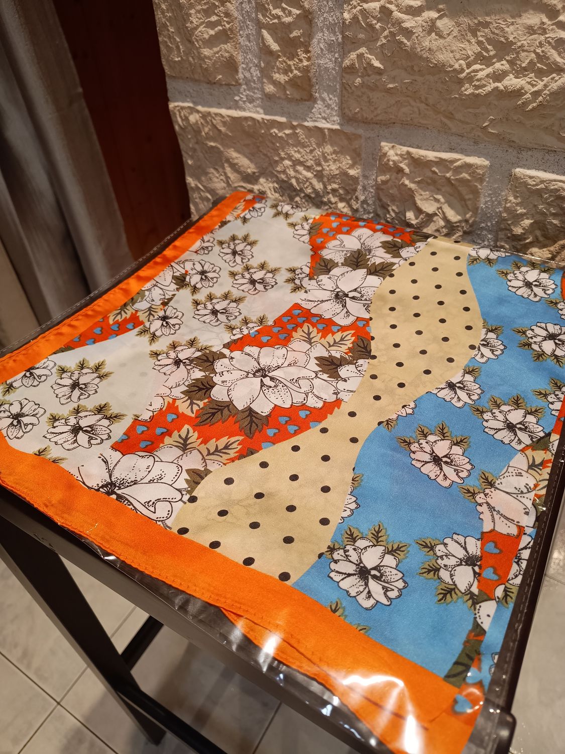 Foulard carré Vintage