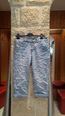 Jean pantacourt bleu clair