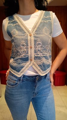 Gilet jean brodé 