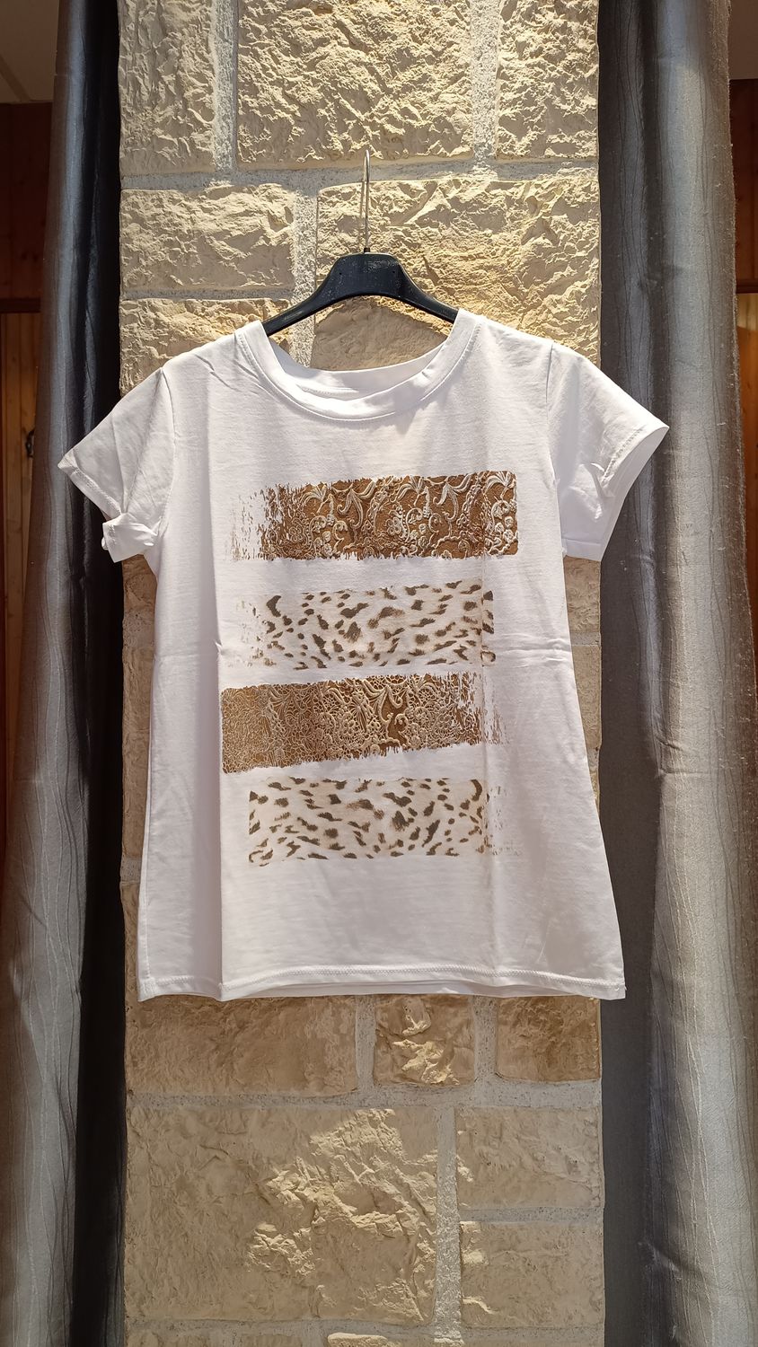 T-shirt Motifs marron 