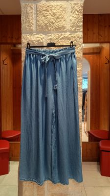 Pantalon jean bleu clair 