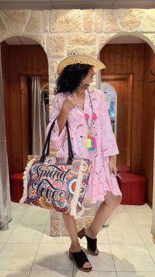 Robe broderie anglaise rose