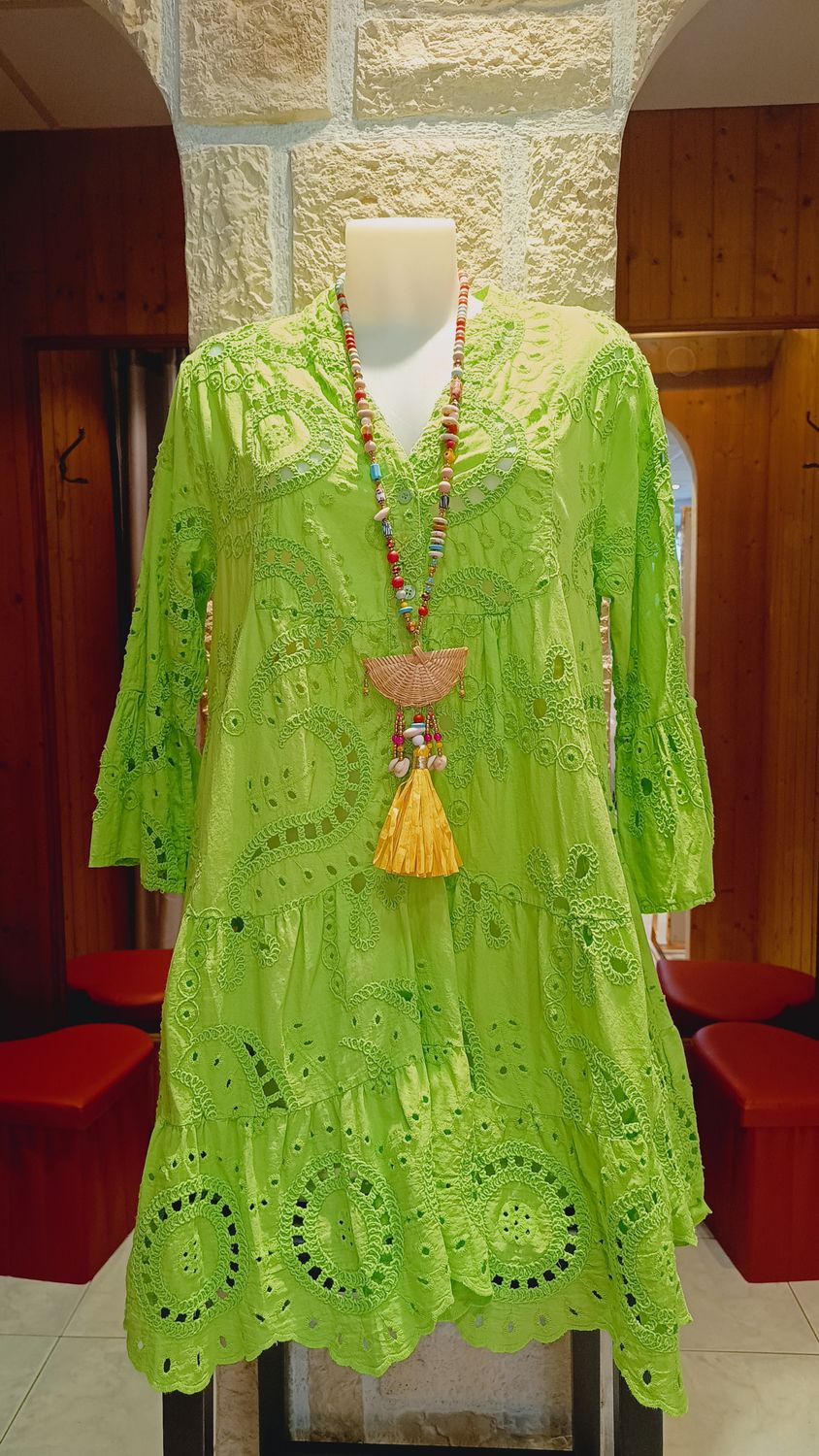 Robe broderie anglaise pistache 