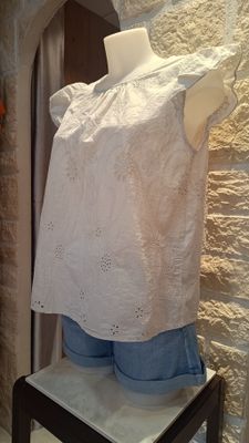 Blouse brodée sans manches blanc 