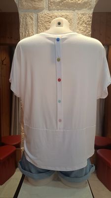 T-shirt boutons blanc 