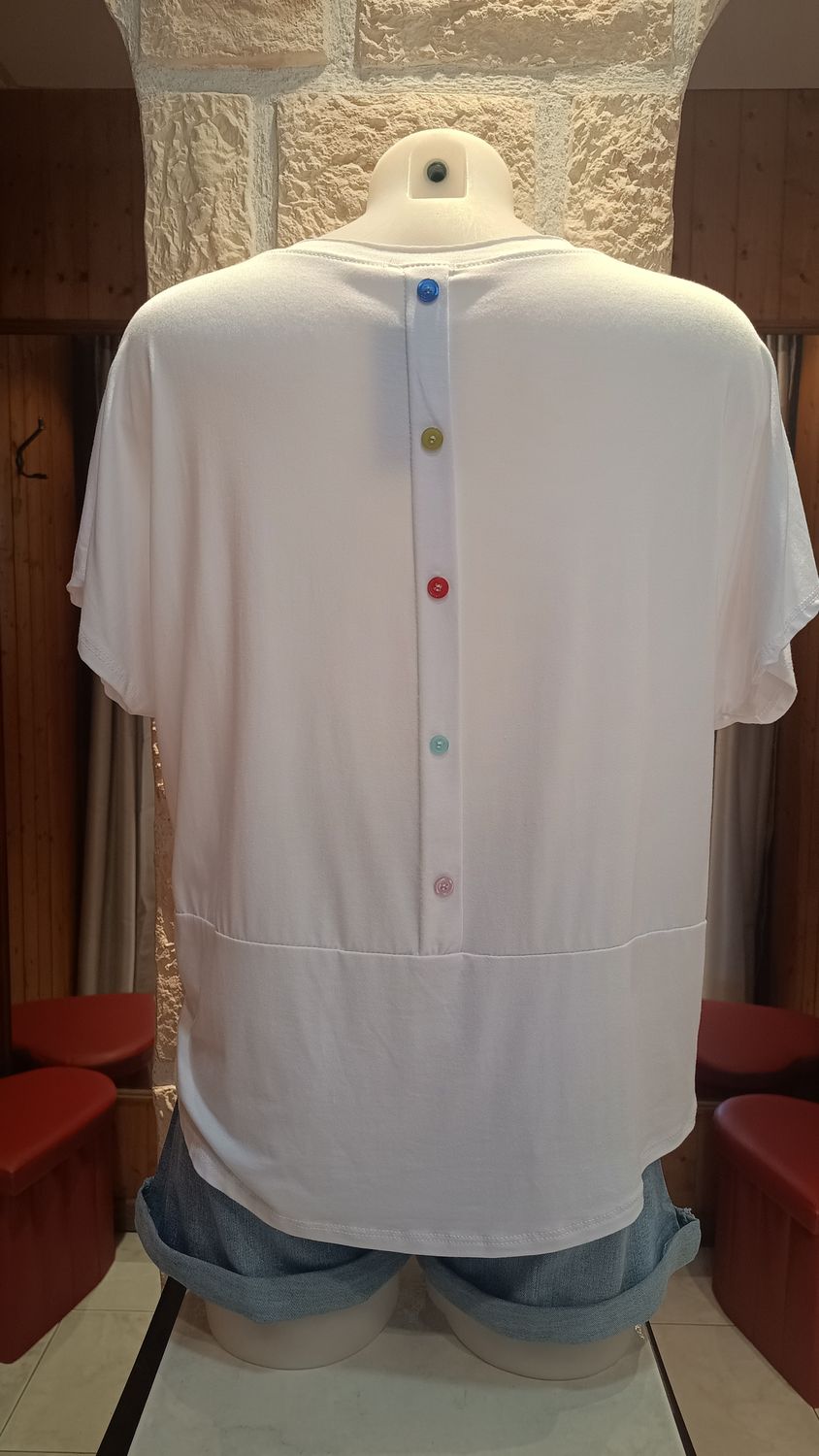 T-shirt boutons blanc 