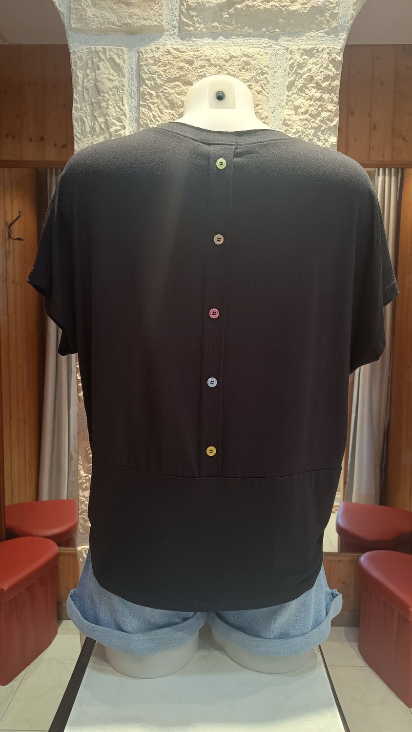 T-shirt boutons noir 