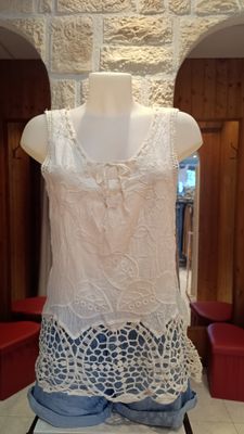 Débardeur dentelle beige 
