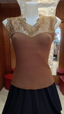 Tricot sexy dentelle café 