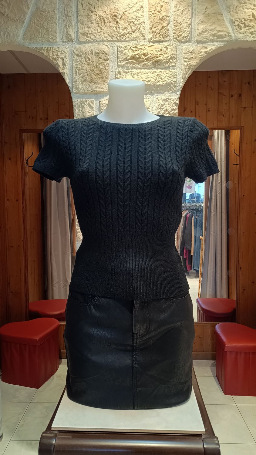 Tricot torsades noir