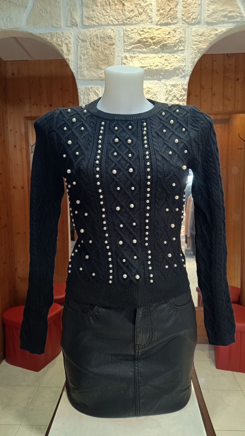 Pull Lauren perles noir 