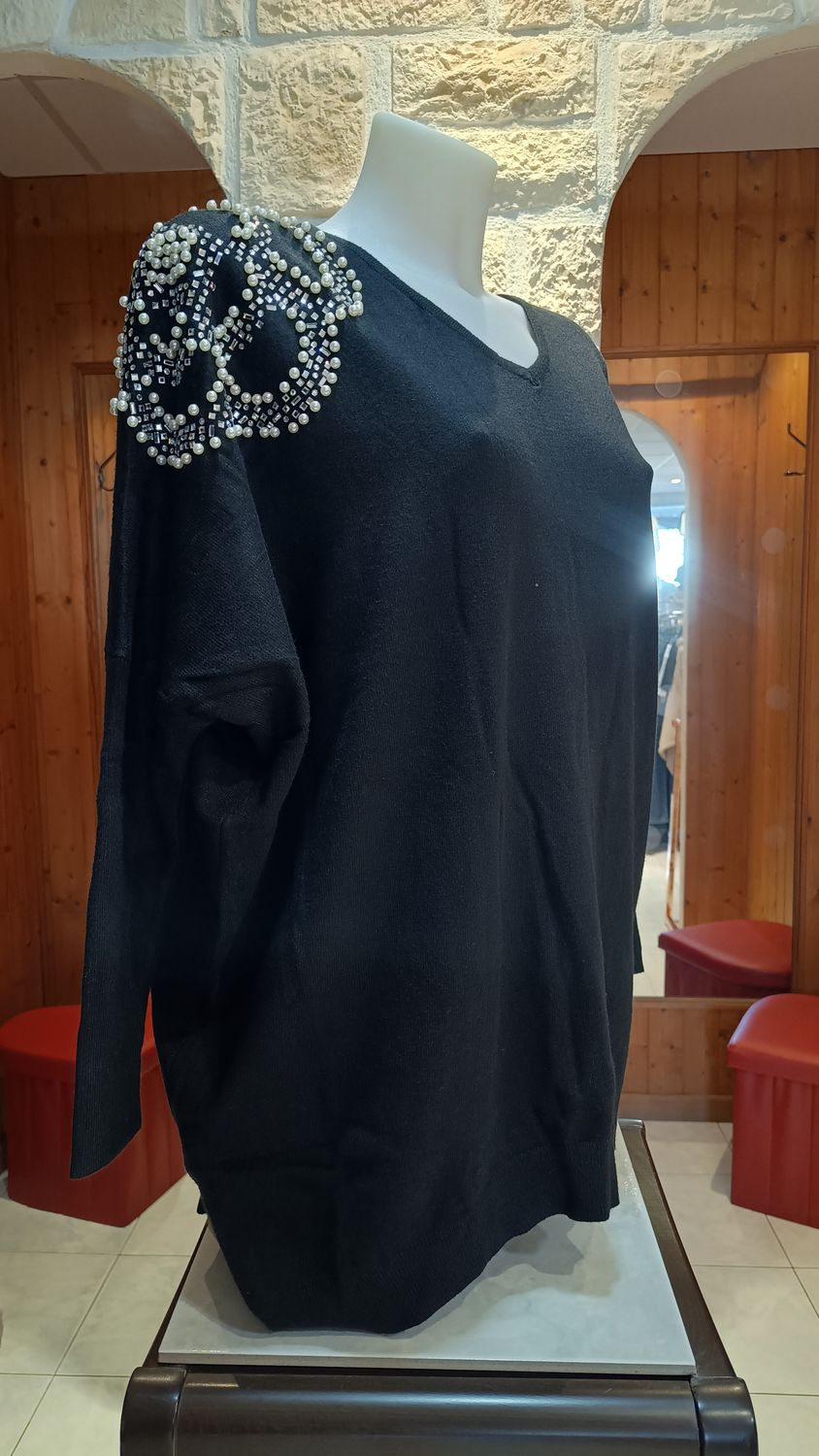 Pull oversize perles noir 