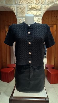 Pull gilet manches courtes noir