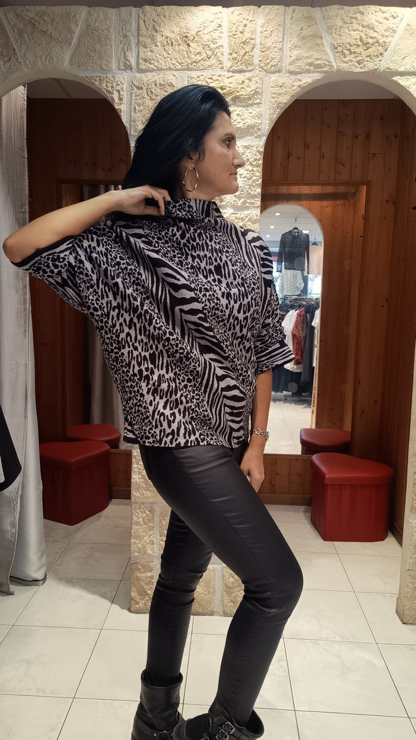 Pull animalier gris  Pull animalier gris