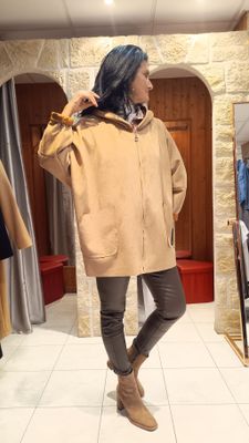 Veste à capuche suédine camel  Veste à capuche suédine camel