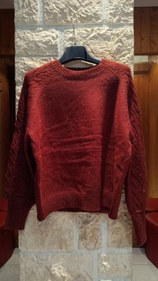 Pull Épaule tressée bordeaux  Pull Épaule tressée bordeaux