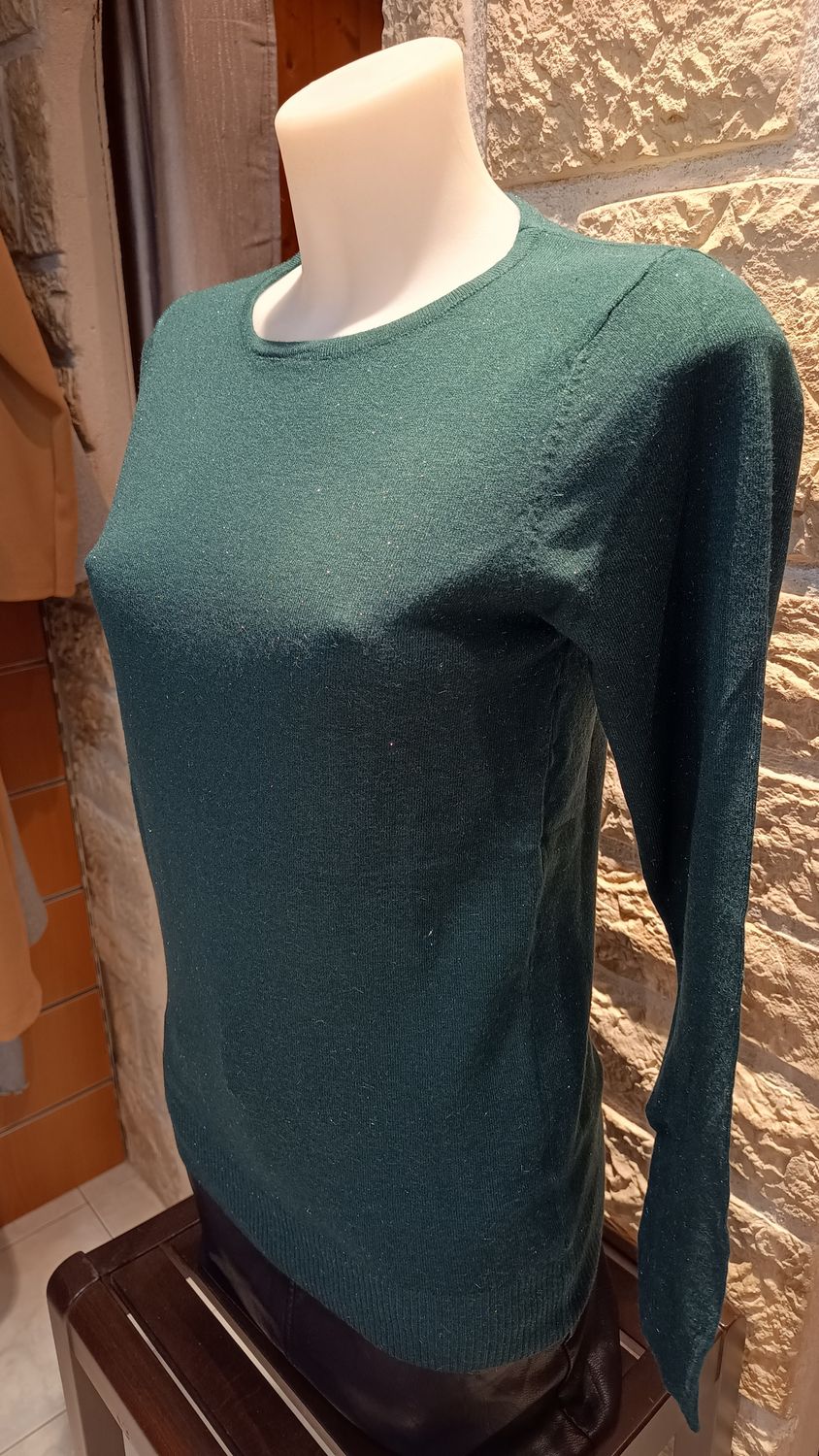 Pull basique col rond pailleté vert sapin Pull basique col rond pailleté vert sapin