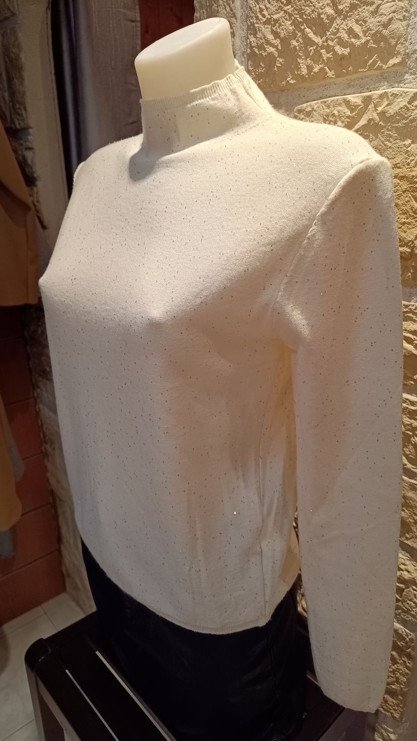 Pull col cheminée sequins blanc Pull col cheminée sequins blanc