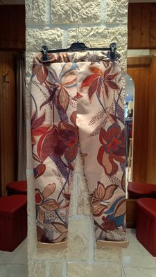 Pantalon suédine Feuilles beige