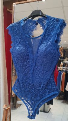Body dentelle dos nu bleu royal