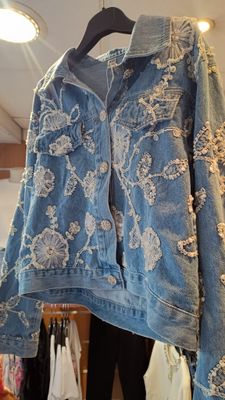 vestes/doudounes/manteaux/parkas