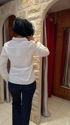 Chemise brodée blanche