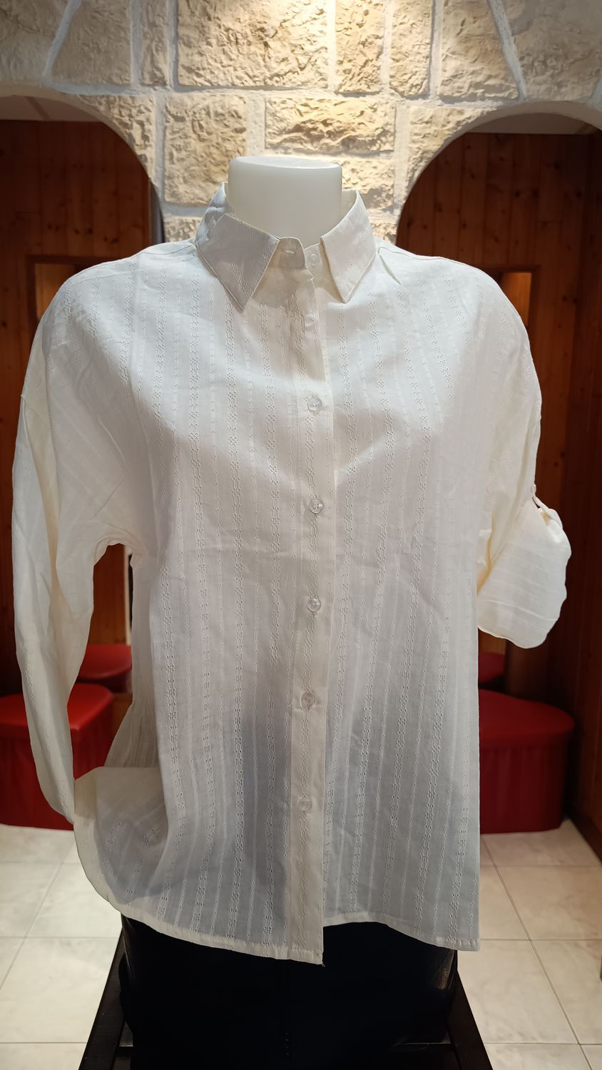 Chemise brodée blanche
