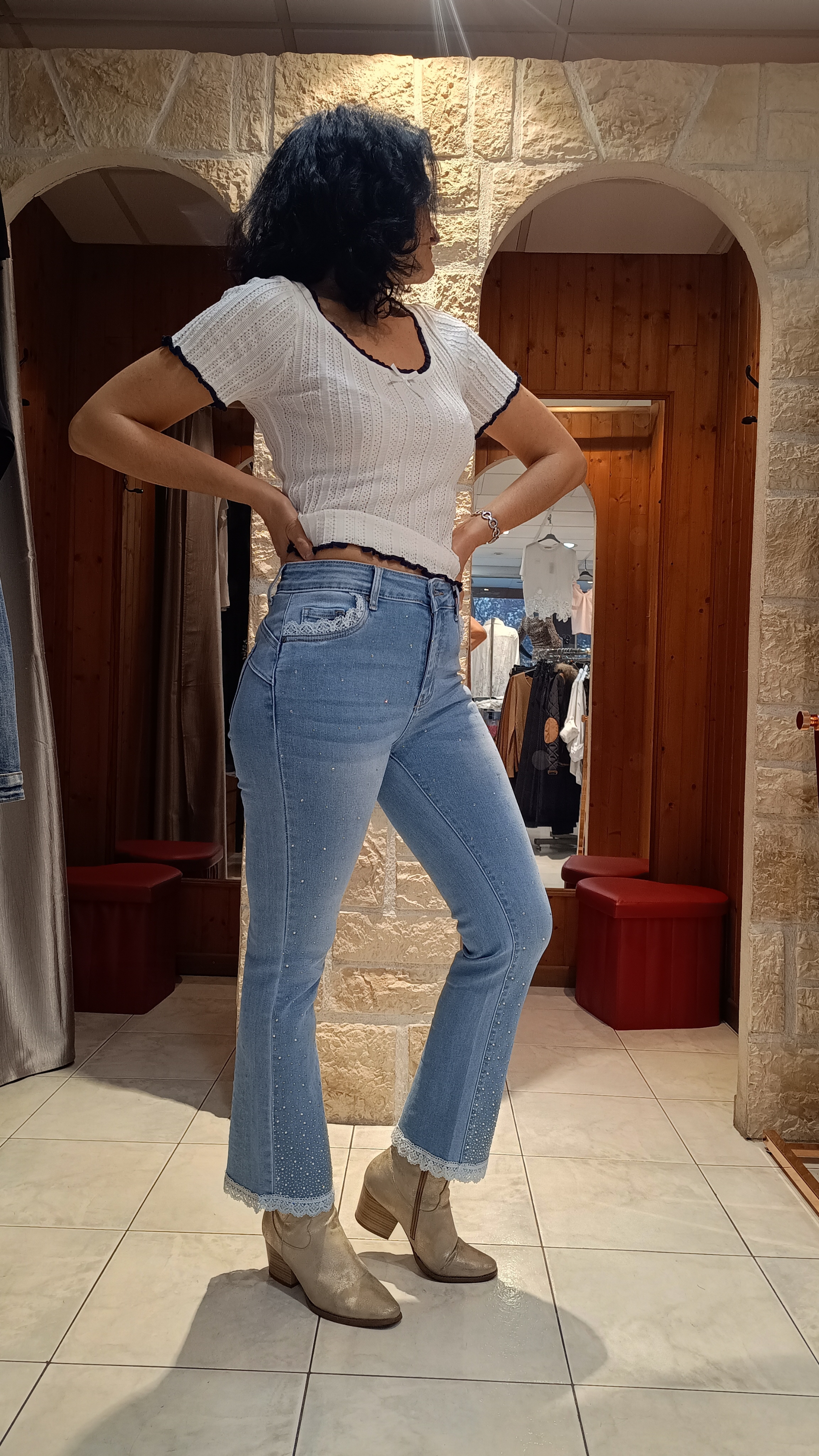 Jean flare strass bleu clair