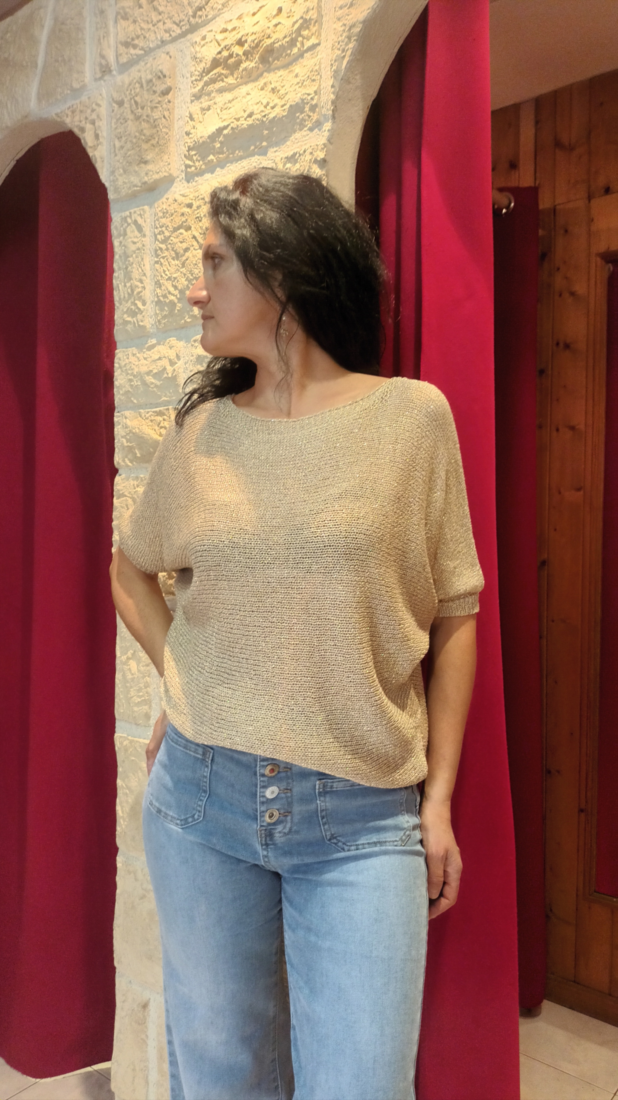 Pull nœud au dos lurex doré 