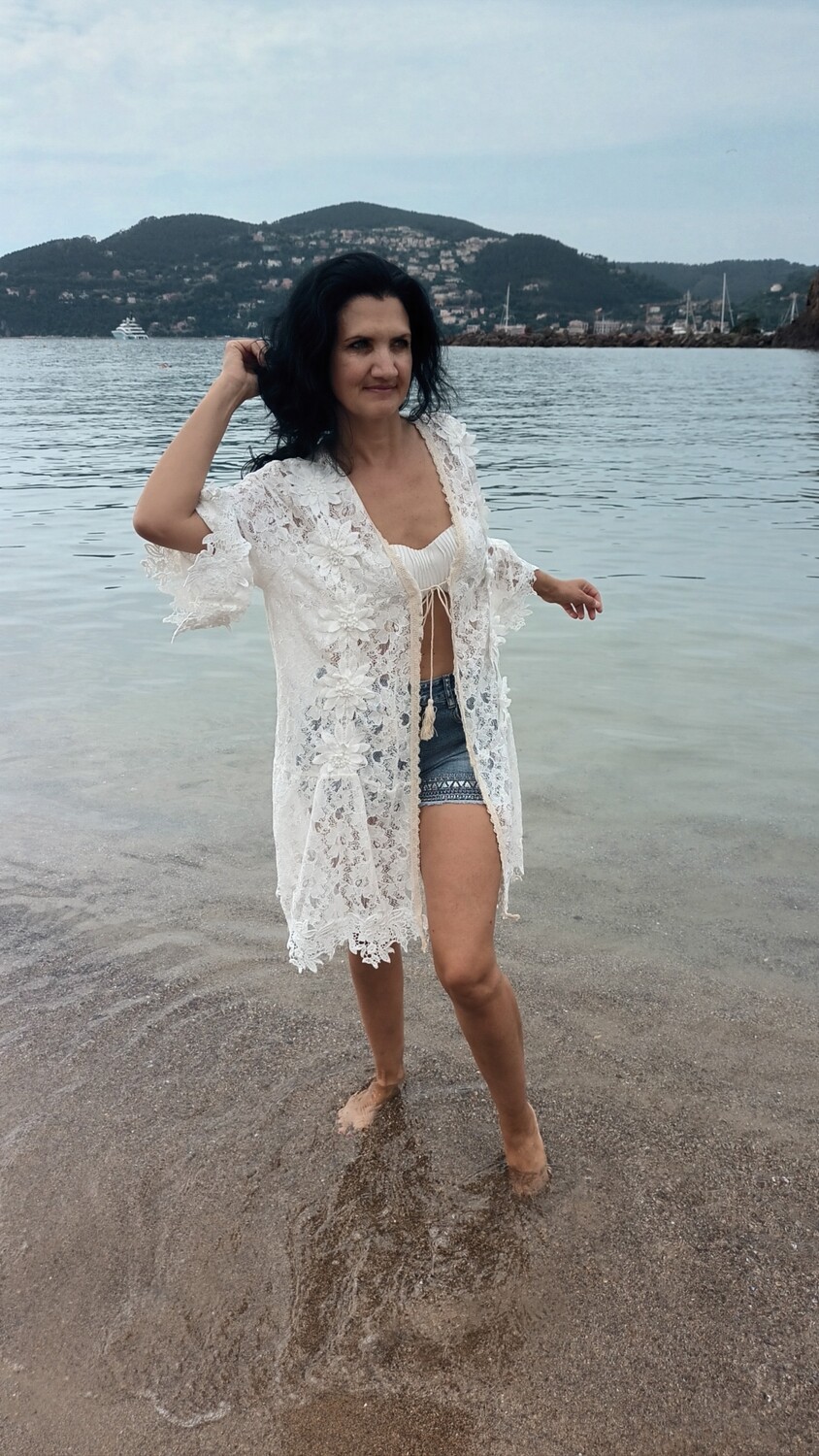 Kimono dentelle blanc cassé Kimono dentelle blanc cassé