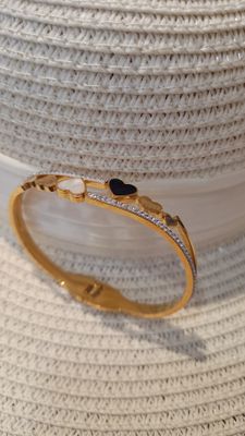 Bracelet Petits coeurs strass doré