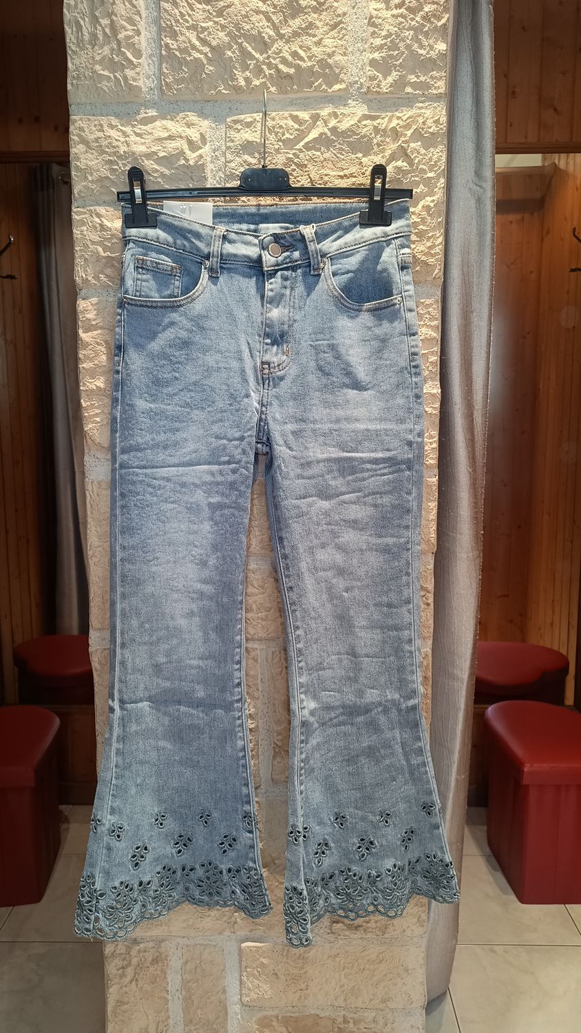 Jean évasé broderies