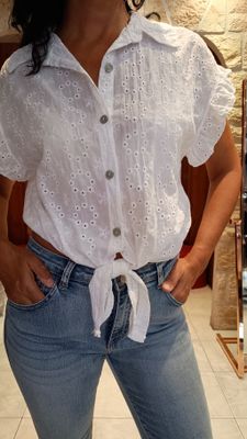 Chemisier brodé blanc